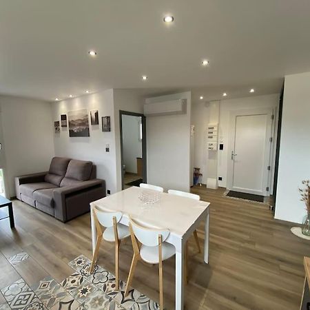 Appartement Climatise Charmes  Exteriér fotografie